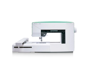 DESIGNER JADE 35 Logo